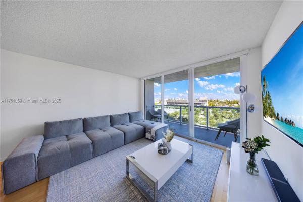 The Floridian, 650 West Ave #704, Miami Beach, Florida 33139, image 1