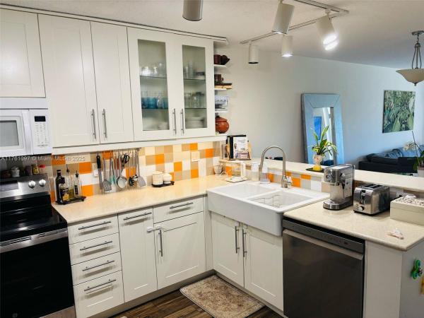 Cross Fox, 5300 NE 24th Ter #512C, Fort Lauderdale, Florida 33308, image 1