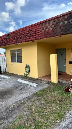 Cloverleaf Gardens, 504 NW 179th St #., Miami Gardens, Florida 33169, image 1
