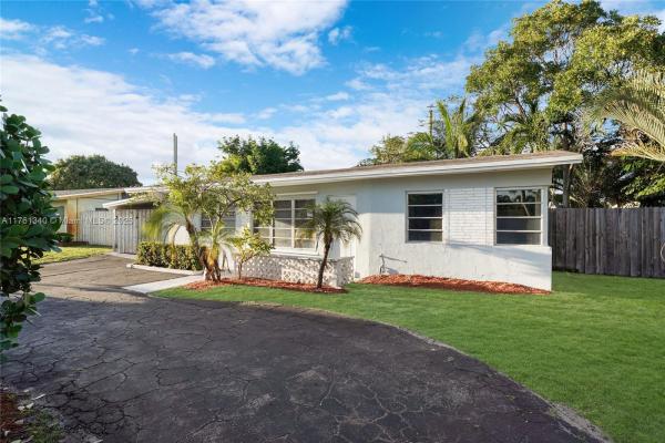 Cresthaven, 1441 NE 32nd Pl, Pompano Beach, Florida 33064, image 1