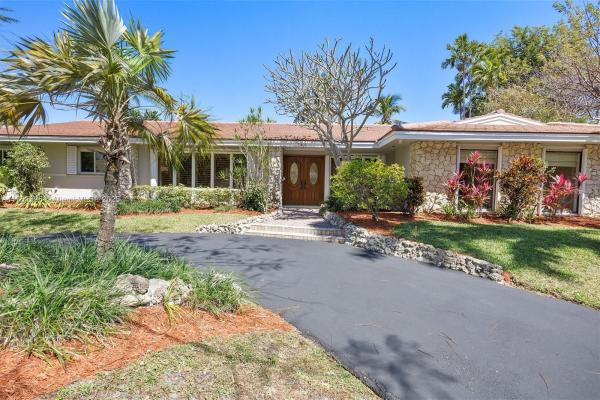 Kings Bay Pines, 7401 SW 145th Ter, Palmetto Bay, Florida 33158, image 1