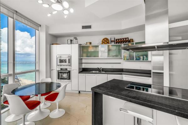 Trump Royale, 18201 Collins Ave #3601, Sunny Isles Beach, Florida 33160, image 1