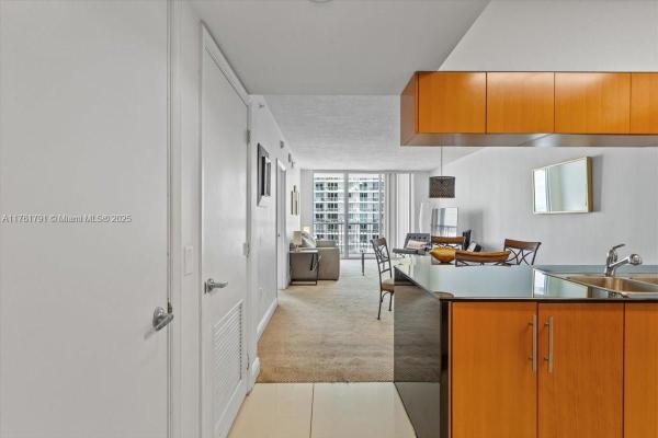 Opera Tower, 1750 N Bayshore Dr #4809, Miami, Florida 33132, image 1