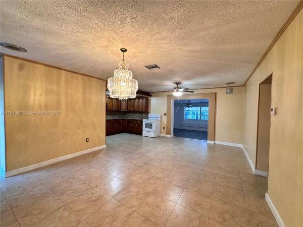 Lake View Park, 1145 W 70th Pl, Hialeah, Florida 33014, image 2