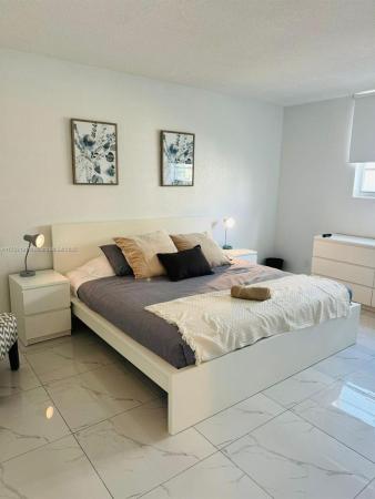 Tides On Hollywood Beach, 3901 S Ocean Dr #10G, Hollywood, Florida 33019, image 1
