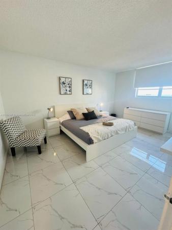 The Tides On Hollywood Beach, 3901 S Ocean Dr #10G, Hollywood, Florida 33019, image 2