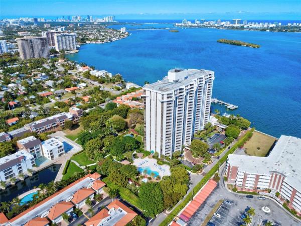 4000 Towerside Ter #302, Unincorporated Dade County, Florida 33138, image 1