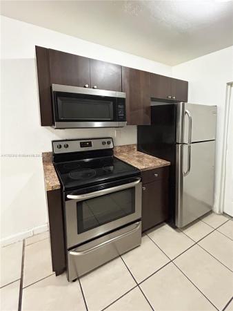 738 NE 86th St #4, Miami, Florida 33138, image 1