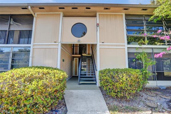 Ashmont, 7154 Ashmont Cir #102, Tamarac, Florida 33321, image 2