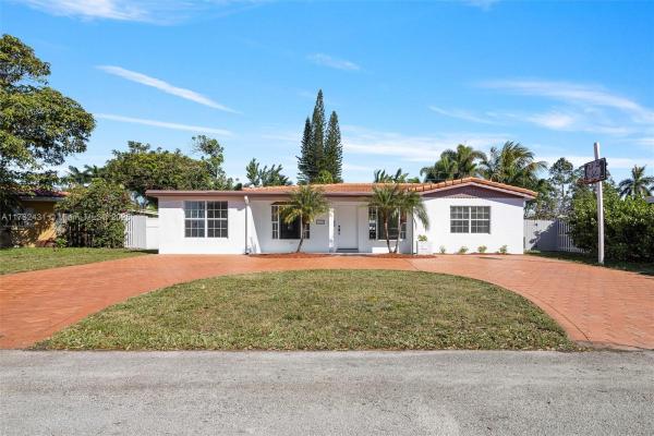 Twin Lakes North, 1401 NW 45th St, Fort Lauderdale, Florida 33309, image 3