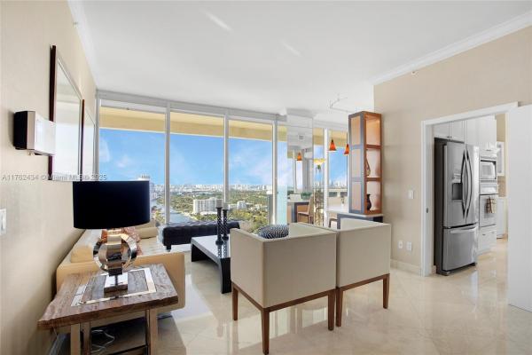 Green Diamond, 4775 Collins Ave #4005, Miami Beach, Florida 33140, image 1