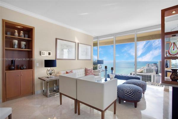 Green Diamond, 4775 Collins Ave #4005, Miami Beach, Florida 33140, image 3