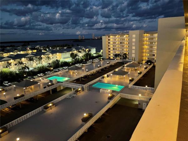 Lake Harbour Towers East, 801 Lake Shore Dr #414, Lake Park, Florida 33403, image 1