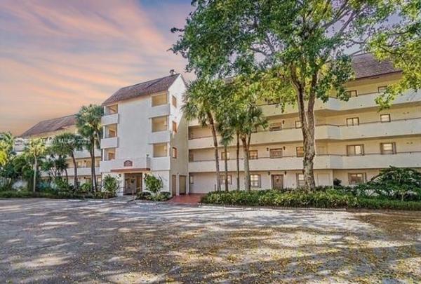 The Shores At Wellington, 12524 Shoreline Dr #104, Wellington, Florida 33414, image 1