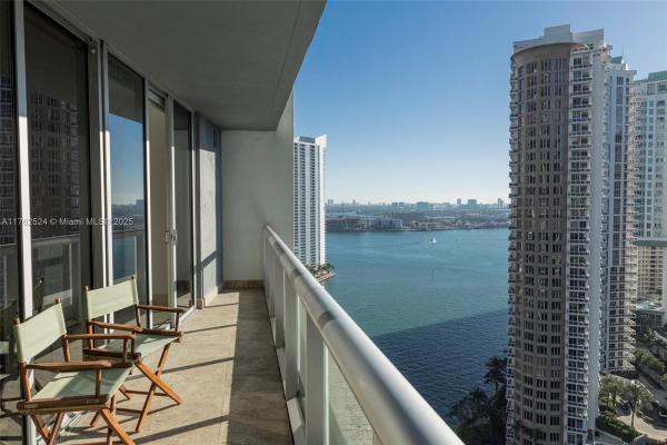 Icon Brickell Tower 1, 475 Brickell Ave #2307, Miami, Florida 33131, image 1