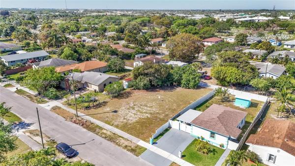 Rosemont Park Delray, 624 SW 6th Ave, Delray Beach, Florida 33444, image 1
