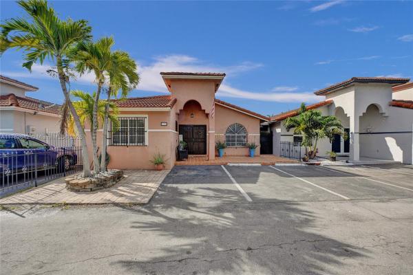 Los Palacios, 3355 W 68th St, Hialeah, Florida 33018, image 1