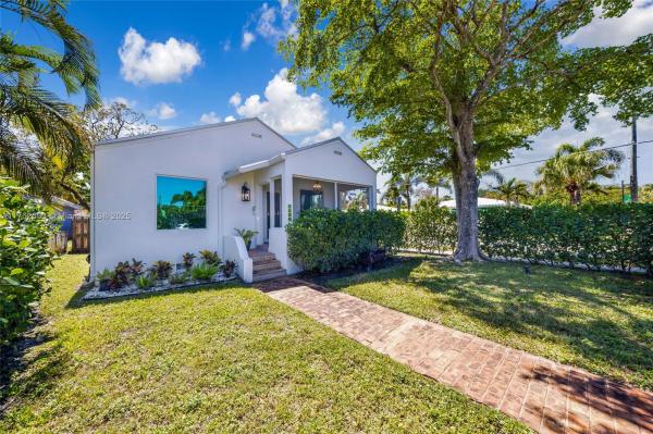Hollywood Lakes, 1556 Jefferson St, Hollywood, Florida 33020, image 1