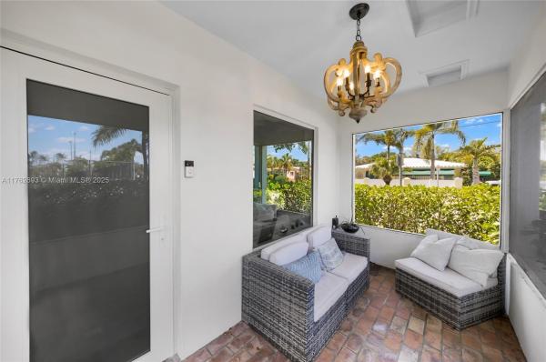 Hollywood Lakes, 1556 Jefferson St, Hollywood, Florida 33020, image 3