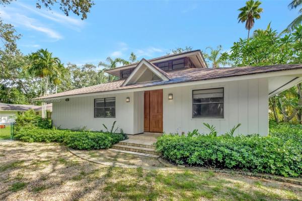 6910 SW 71st Ct, Unincorporated Dade County, Florida 33143, image 1