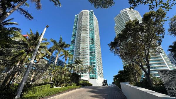 Skyline On Brickell, 2101 Brickell Ave #1012, Miami, Florida 33129, image 1