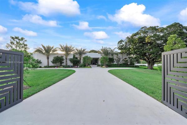 Landmark At Sterling Ranches, 6125 Stallion Way, Southwest Ranches, Florida 33330, image 3