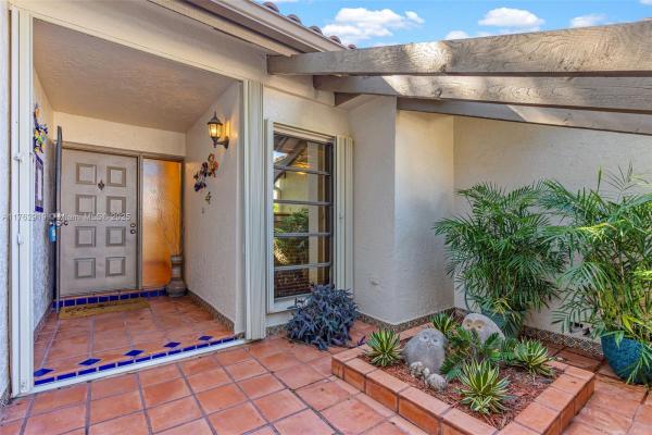 Kings Court West, 8564 SW 114th Ct #8564, Kendall, Florida 33173, image 3