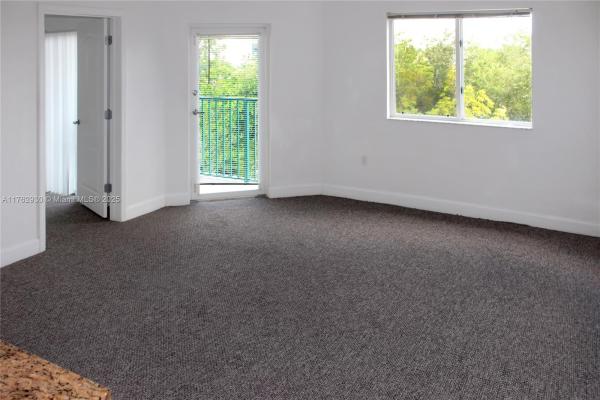 Valencia, 6001 SW 70th St #447, South Miami, Florida 33143, image 3