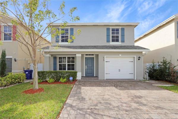 Royal Homes West, 625 NE 5th St, Florida City, Florida 33034, image 1