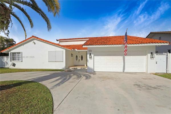 116 SW 135th Ave, Unincorporated Dade County, Florida 33184, image 1