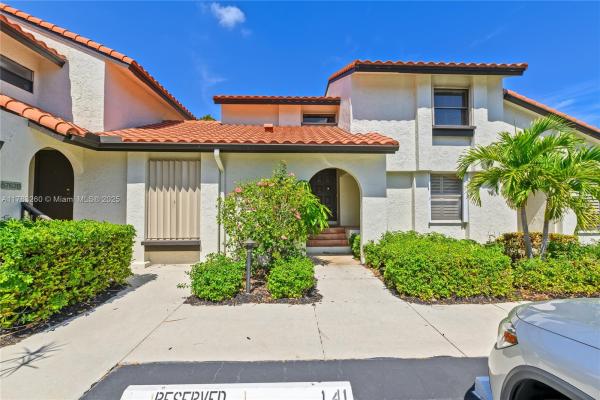 Village Homes At Town Place, 5762 Fox Hollow Dr #C, Boca Raton, Florida 33486, image 1