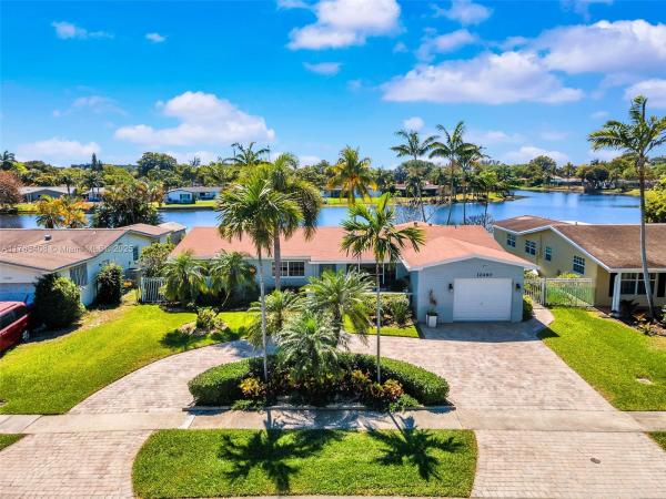 Pembroke Lakes, 10490 NW 18th Pl, Pembroke Pines, Florida 33026, image 1