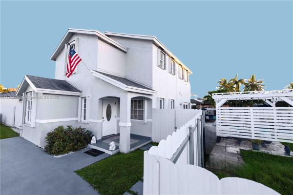 14016 SW 160th St, Unincorporated Dade County, Florida 33177, image 1