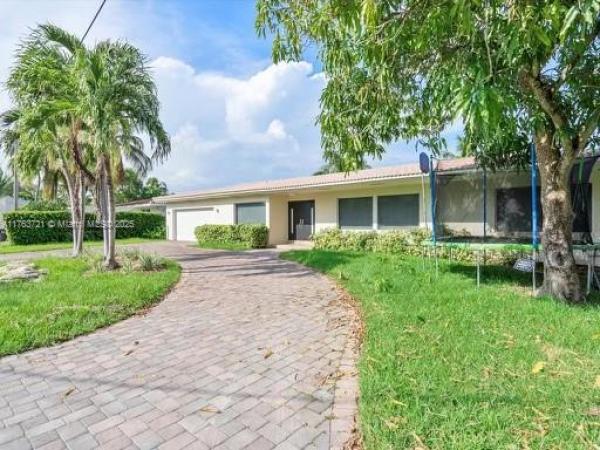 Eastern Shores, 16473 NE 31st Ave, North Miami Beach, Florida 33160, image 1