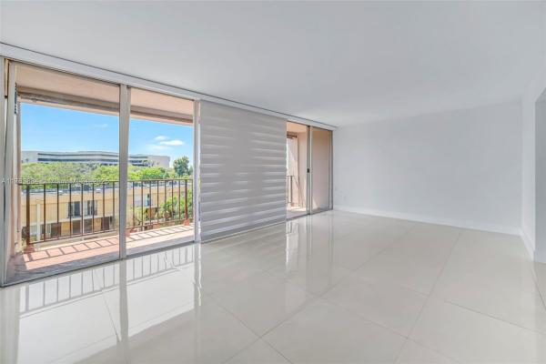 Parkview, 9240 Fontainebleau Blvd #505, Fountainebleau, Florida 33172, image 1