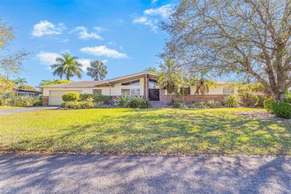 27425 SW 166th Ave, Homestead, Florida 33031, image 1
