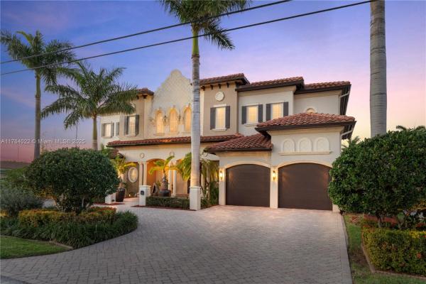 Harbor Village, 2641 NE 6th St, Pompano Beach, Florida 33062, image 1