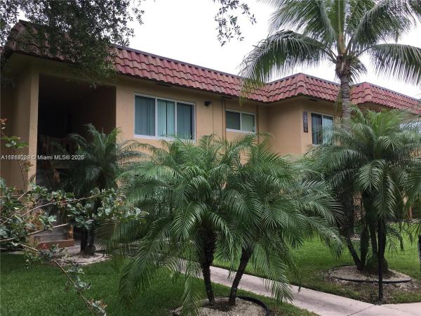 Lakeside At Lauderdale Lakes, 2417 NW 39th Ter #204, Lauderdale Lakes, Florida 33311, image 3