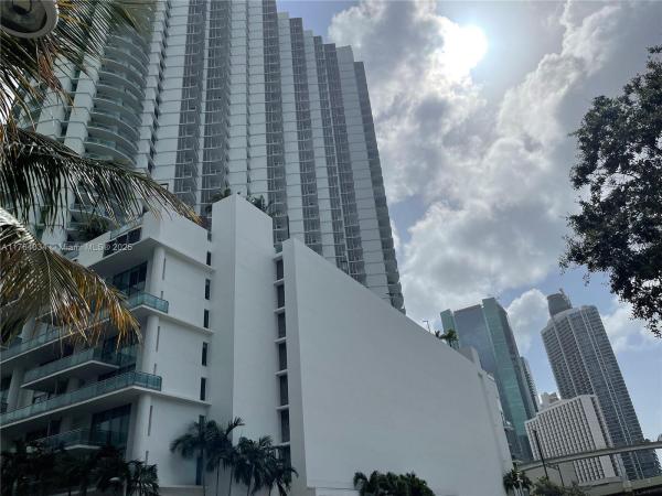 Wind, 350 S Miami Ave #2712, Miami, Florida 33130, image 2