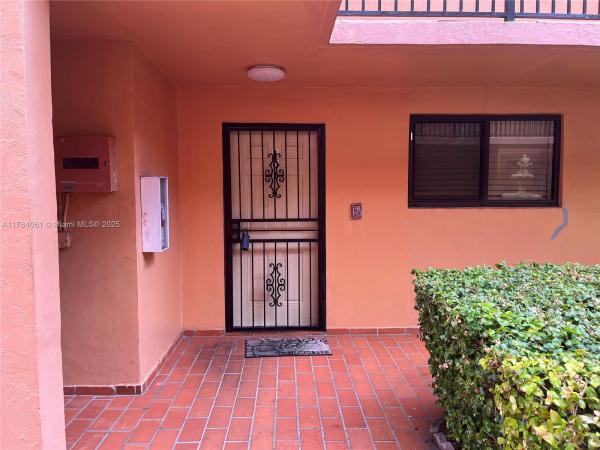 Villas Del Sol, 1340 W 41st St #101, Hialeah, Florida 33012, image 1