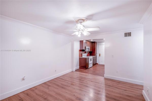Wildwood River Villas, 2551 NW 13th St #11, Miami, Florida 33125, image 3