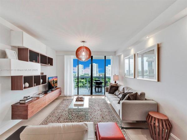 The Landmark, 20185 E Country Club Dr #909, Aventura, Florida 33180, image 3