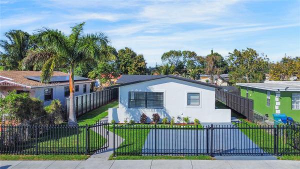 1605 NW 117th St, Miami, Florida 33167, image 1