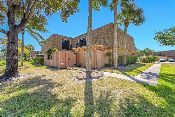 Village At Woodland Lake, 5517 NW 59th Pl, Tamarac, Florida 33319, image 1