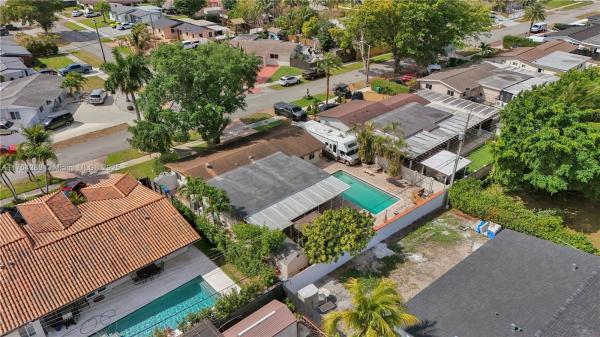 7825 NW 174th St, Hialeah, Florida 33015, image 1