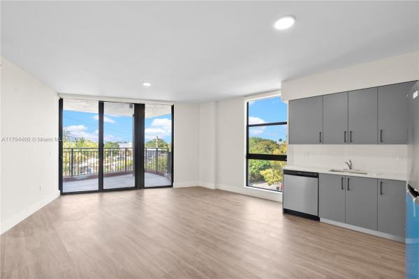 1559 NW 15th Street Rd #310, Miami, Florida 33125, image 1
