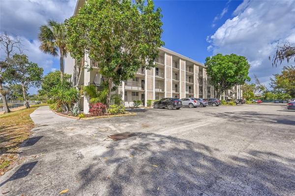 Cypress Chase, 4850 NW 29th Ct #125, Lauderdale Lakes, Florida 33313, image 1
