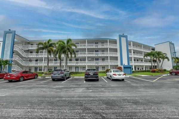2069 Exeter D, Boca Raton, Florida 33434, image 1