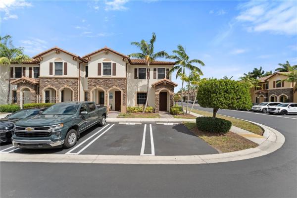 Martinique At Oasis, 3223 SE 7th St, Homestead, Florida 33033, image 1