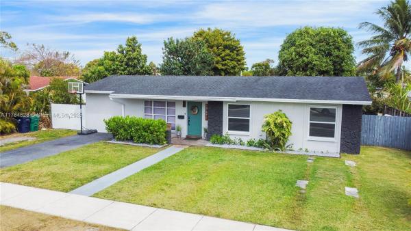 Fairway Estates, 15271 SW 103rd Ave, Palmetto Estates, Florida 33157, image 2